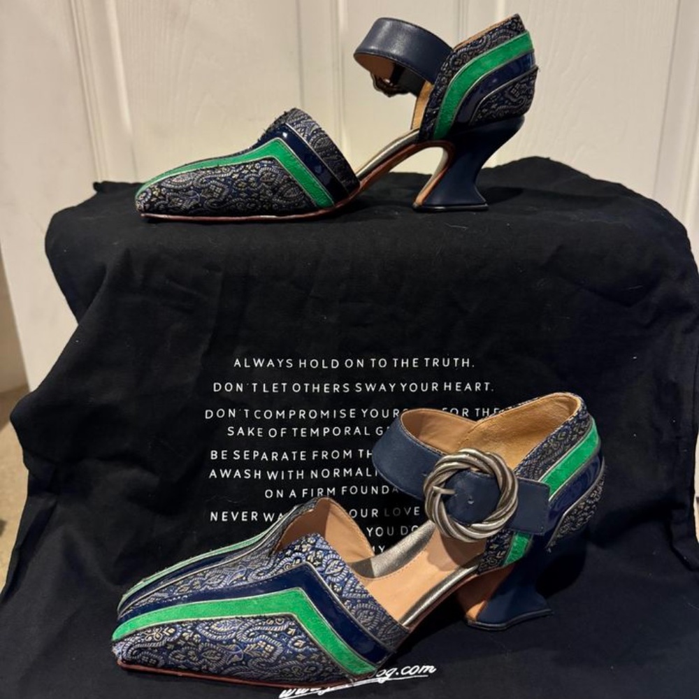 John Fluevog, Size 7.5, Multicolor